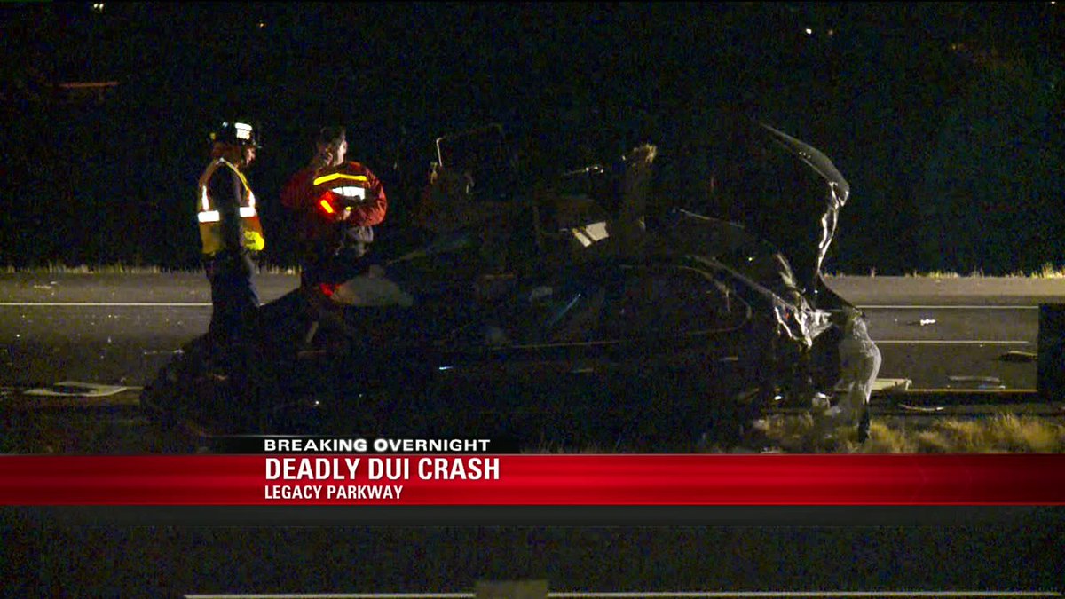 Deadly crash on Legacy Parkway near Centerville overnight. Police suspect DUI