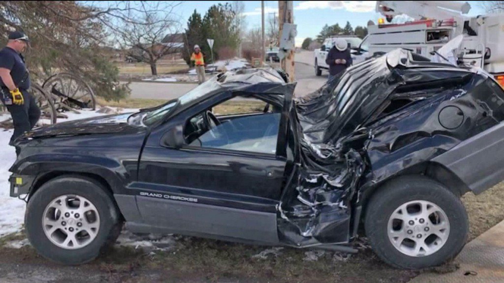 Two 16-year-old Utah girls almost crushed in a car crash miraculously walked away with minor injuries and now say they hope others learn from their brush with death.