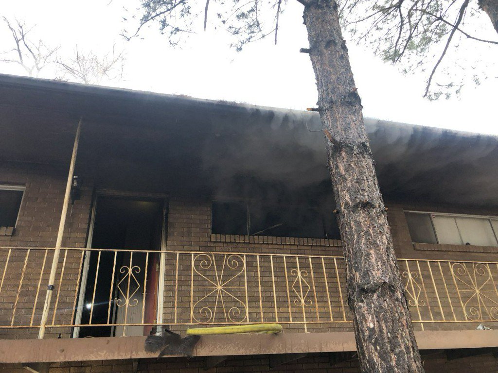 Crews extinguish fire at Bountiful fourplex; one injured    