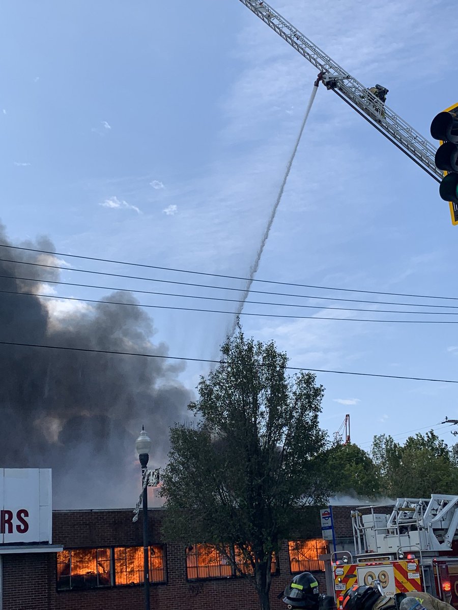 2 Alarm fire 200 w 900 s. Press set up on corner of that address