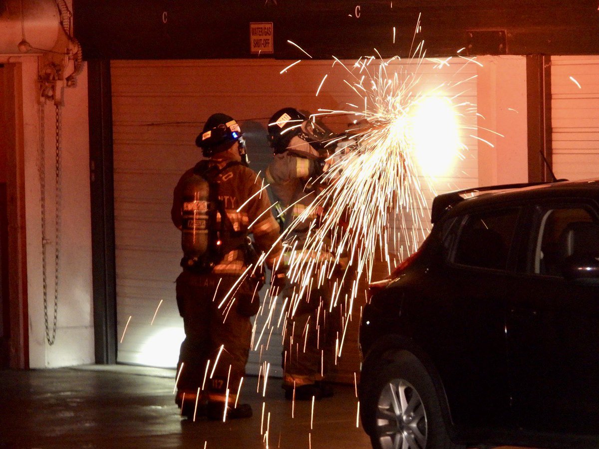 Overnight Sleeping couple saved by neighbor in 2-alarm Murray fire 