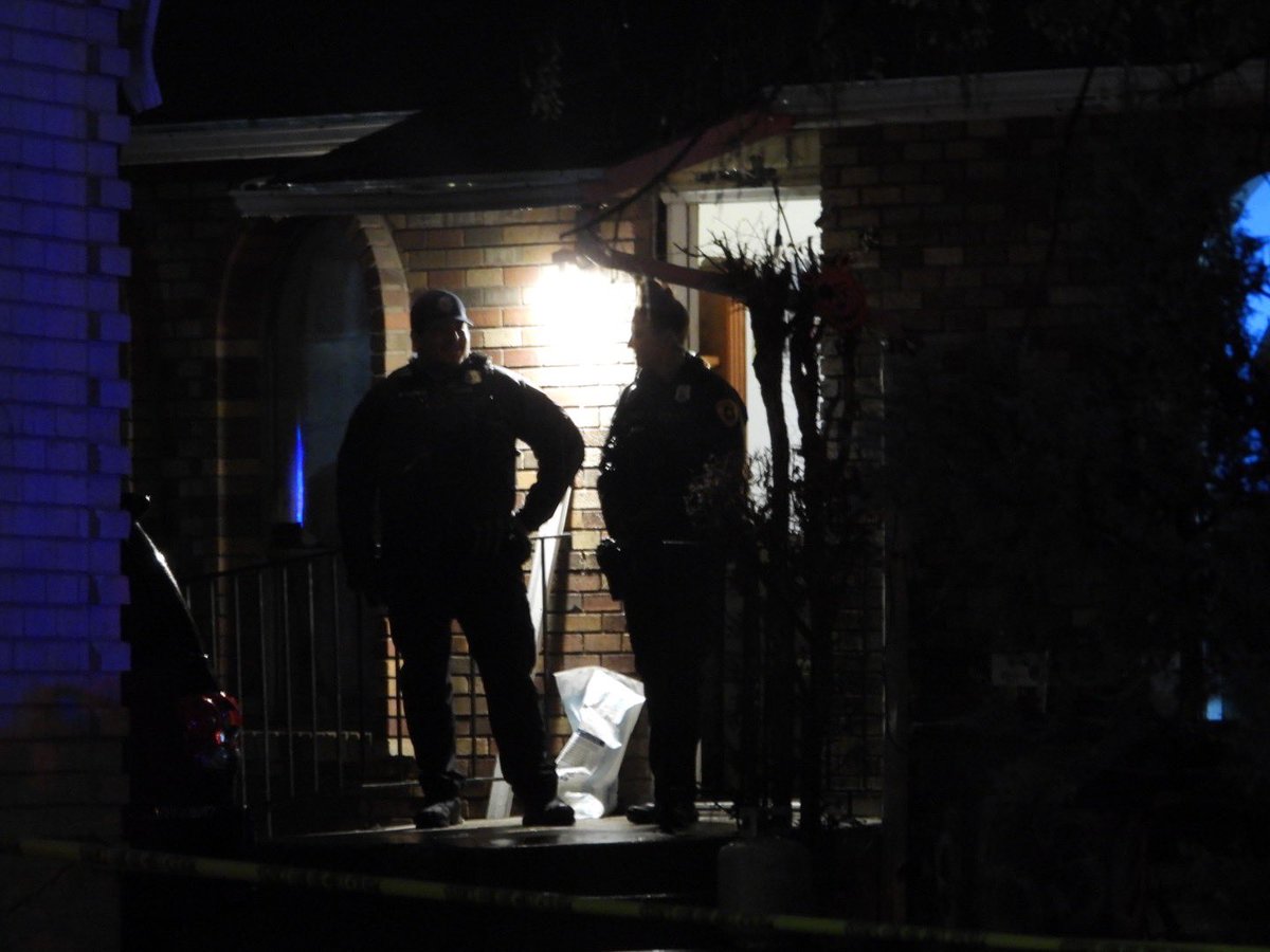 Shooting Salt Lake City police investigating shooting that injured 2 in Poplar Grove 
