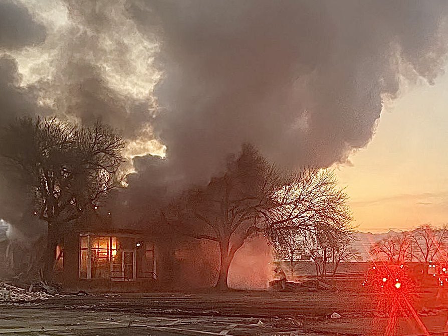 CommercialFire 1655 W South Temple. SLCFD on scene of a single story vacant commercial building. Produced significant smoke initially. Crews got a good knockdown and are moping up, going back into service