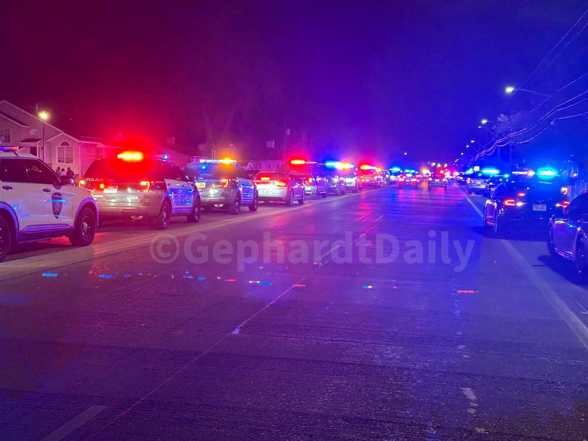 660 N Redwood Rd. SL Police and multiple surrounding agencies responded to a Mass Casualty Event of multiple people shøt at an LDSChurch.  at least 5 injured, 2 are confirmed deceased and others have life threatening injuries. Officers are searching