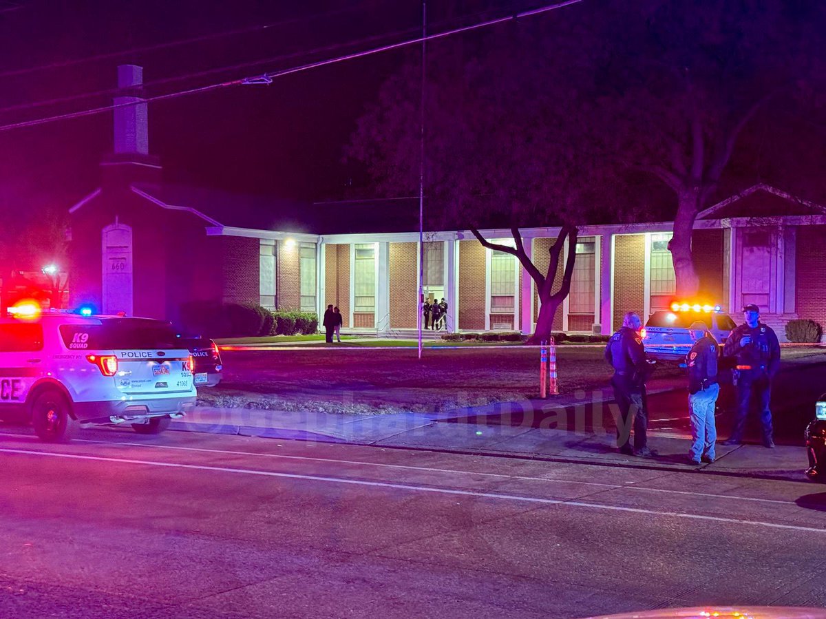 660 N Redwood Rd. SL Police and multiple surrounding agencies responded to a Mass Casualty Event of multiple people shøt at an LDSChurch.  at least 5 injured, 2 are confirmed deceased and others have life threatening injuries. Officers are searching