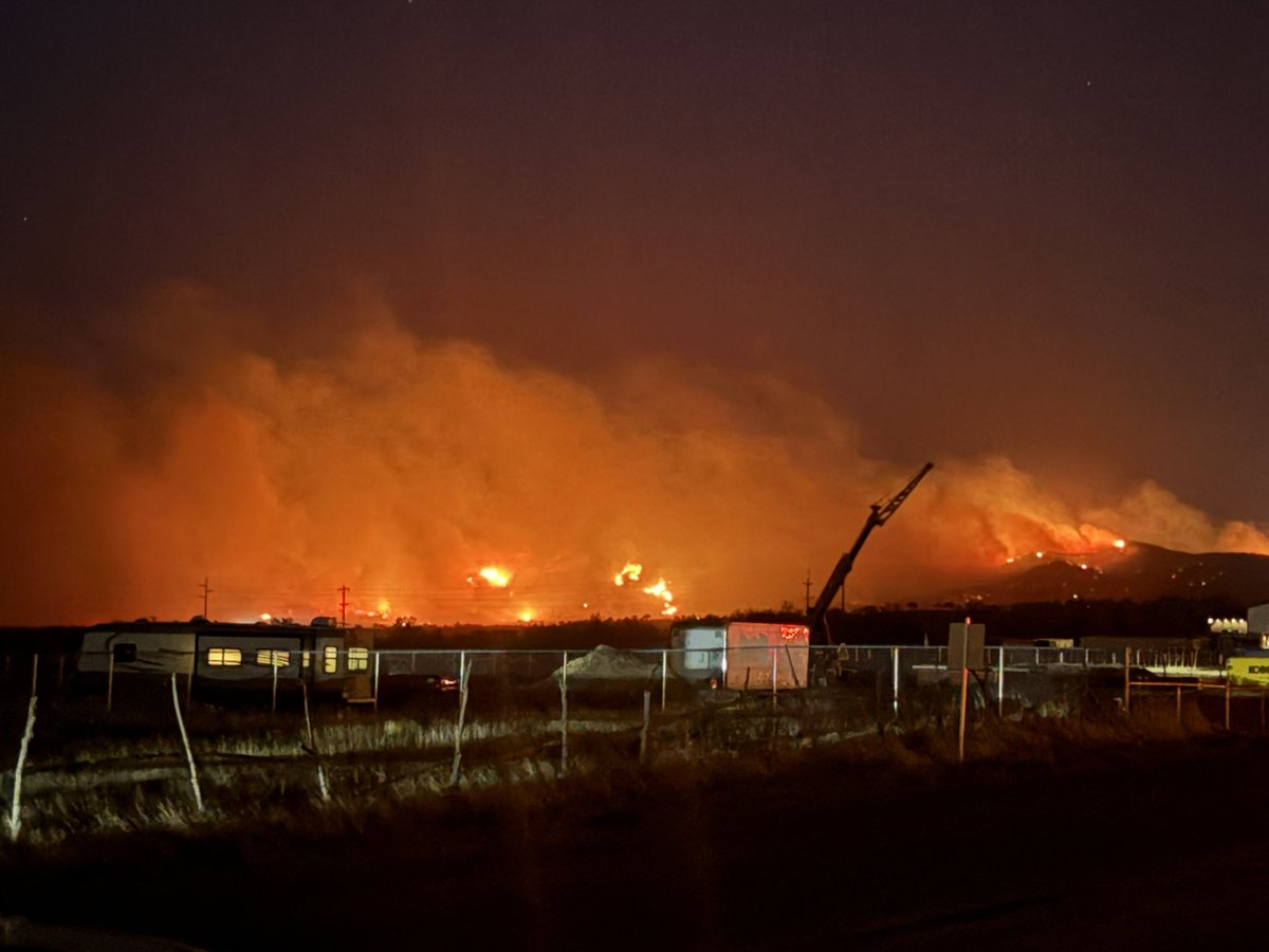 GoshenCanyonFire Human-caused, under investigation. ~400 acres;   Wind pushing fire N/E into Juab Co. Crews/dozers building line. 3 homes south of Goshen evacuated for safety 