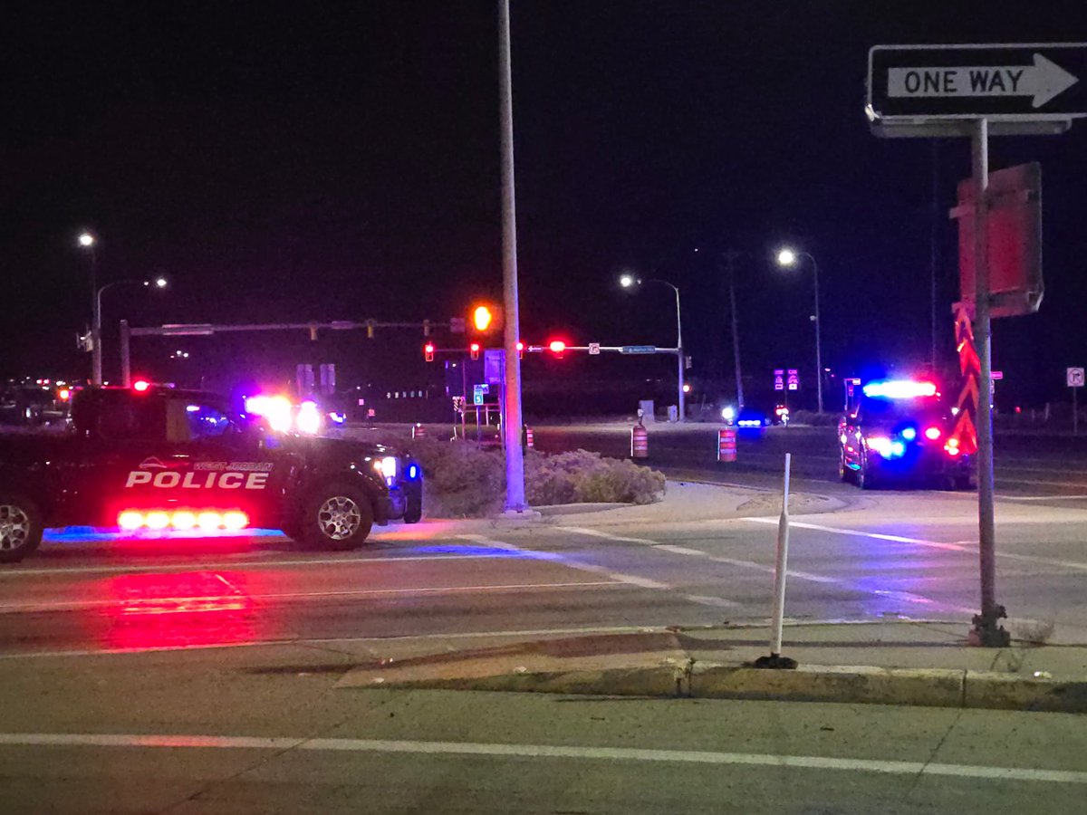 Pedestrian killed in Mountain View Corridor crash